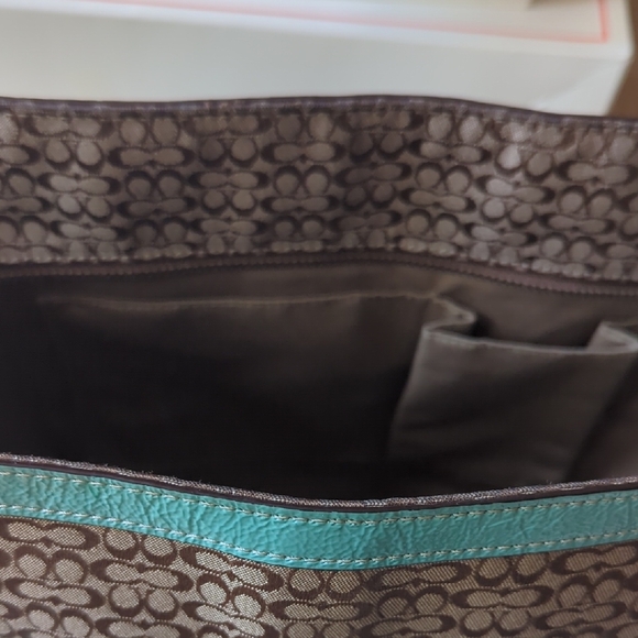 Vintage Coach Brown and Teal Signature Tote Comes With Original Box And Dust Bag - Picture 11 of 14